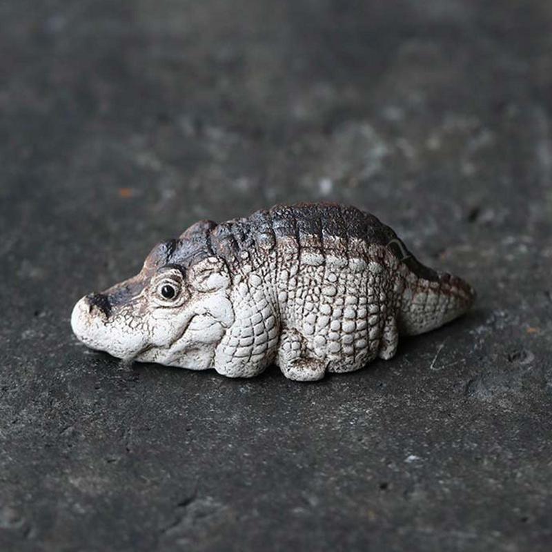 

Purple Sand White Jade Clay Tea Pet Crocodile Kung Fu Tea Ornament Zisha Realistic Animal Sculpture For Table Desk Home Decor China Mainland