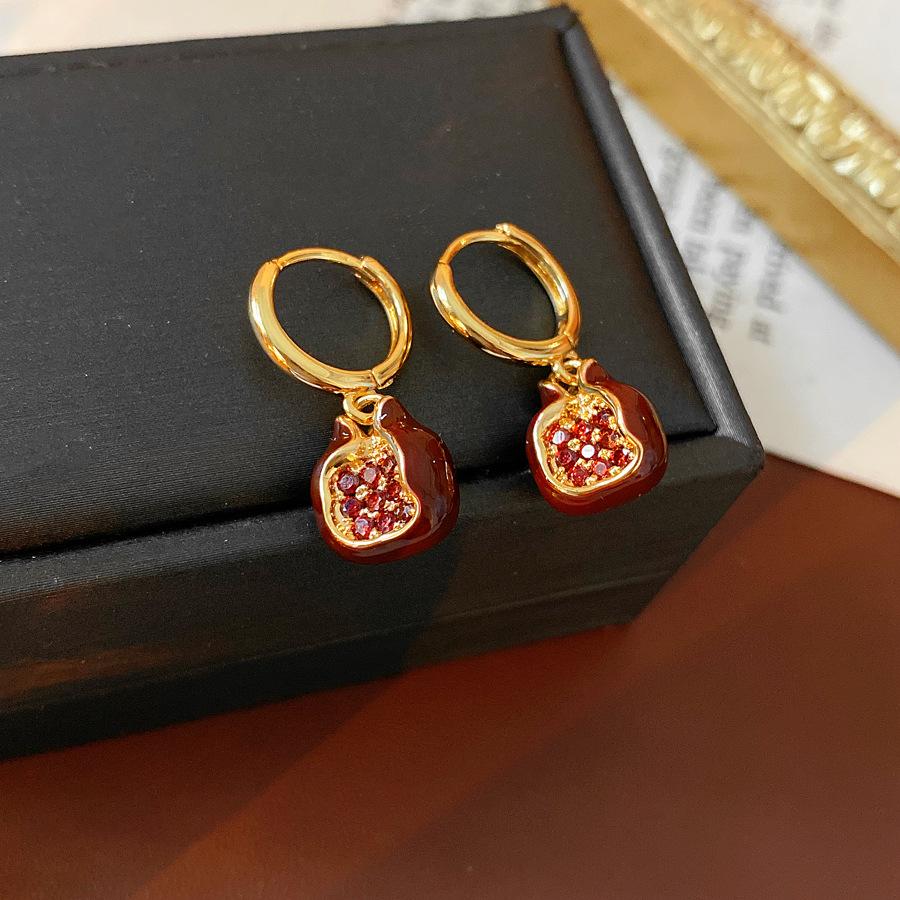 Boho Pomegranate Drip Oil Stud Earrings for Women Natural Red Rhinestone Fruit Jewelry
