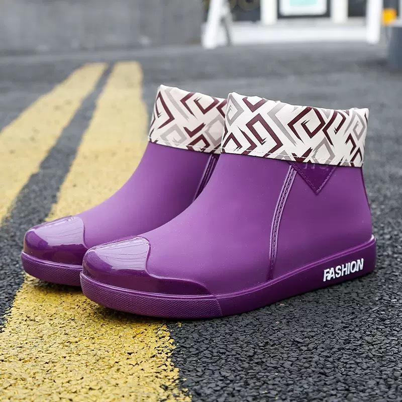Women's Fashion Rain Shoes Outdoor Non-slip Waterproof Rubber Rain Boots Comfy Soft Bottom Rain Boots Lady New Short Boot