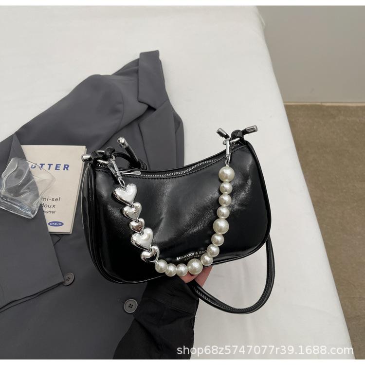 Korean version of popular underarm bag women's 2025 spring new fashion small square bag simple foreign texture shoulder women's bag tide