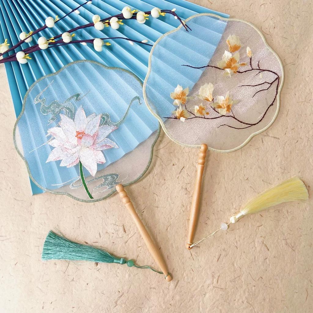 High-End Traditional Style Embroidered Round Fan, Hanfu Qipao Semi-Transparent Ancient Costume Lace-Shaped Embroidery, Classical Style Children's