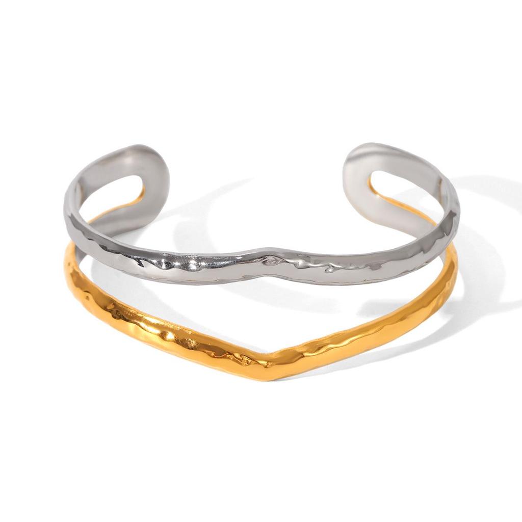 Europäischer und Amerikanischer Stil Gehämmertes Gold/Silber Offener Edelstahl Armreif – Vielseitiges Hohldesign für Damen