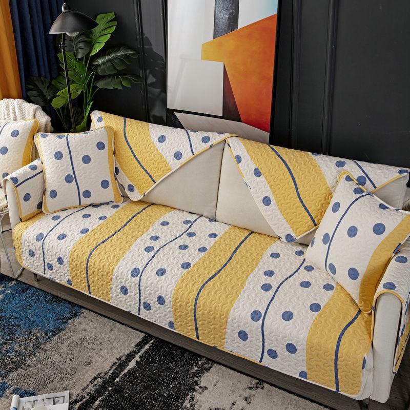 Quilted Sofa Towel Cushion Four Season Universal Slipcover Non-slip Cloth Sofa Covers for Living Room Couch Sofa Towel