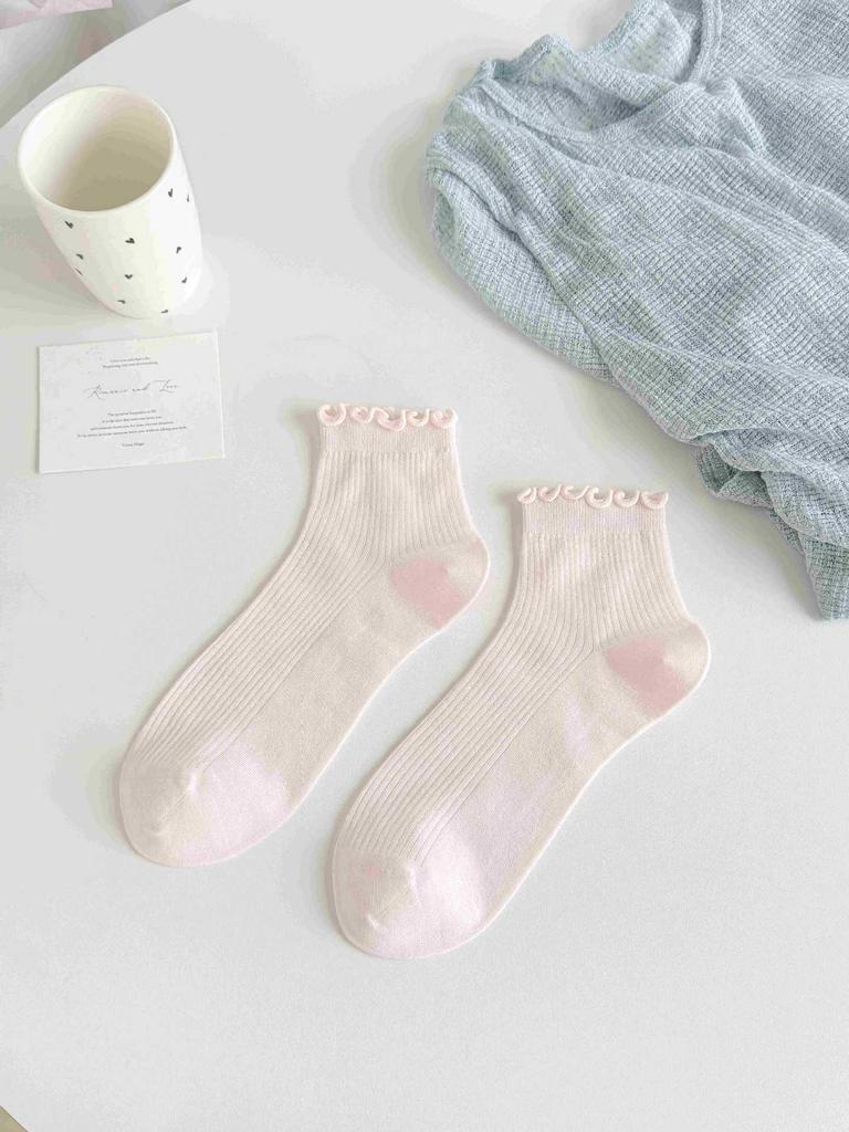 Mulberry Silk Women's Mid-Calf Thin Mesh Lace Stockings for Summer – Seamless Pair with Small Leather Shoes.