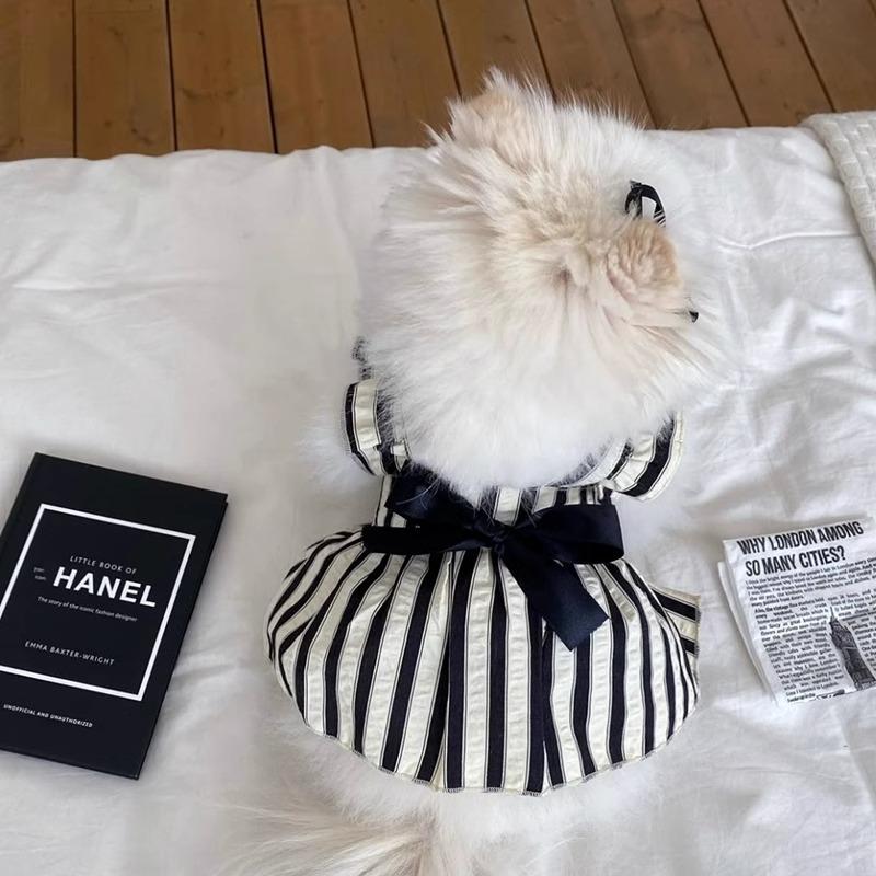 Spring Summer Dog Dress Hepburn Style Big Bow Traction Skirt Teddy Bigbear Small Dog Pet Clothes