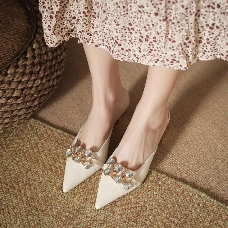 Fashion With Heel Slides Pointed Toe Shoes Women's Slippers and Ladies Sandals Outside New Fashion Chic Elegant Summer 2025 Style Luxury