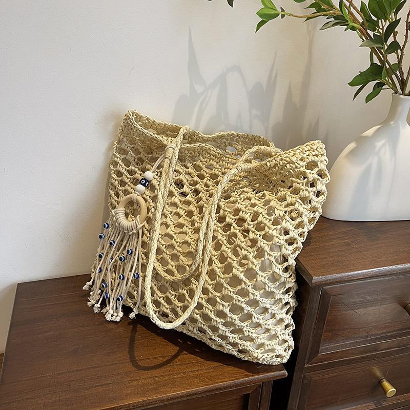 Large Capacity Hollow Woven Bag Women's New Seaside Vacation Beach Straw Bag Shoulder Tote Bag