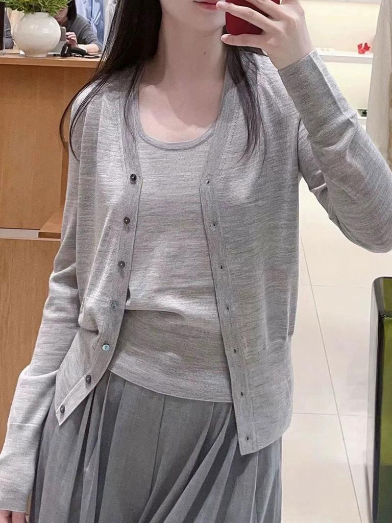 Women's Slimming Gray Cardigan & Vest Set – Autumn 2024 Collection for Petite Sizes