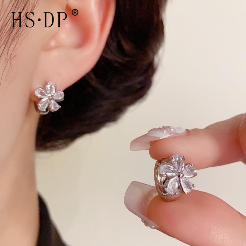

Elegant Spring Silver Flower Earrings: Stylish, Lightweight, and Versatile