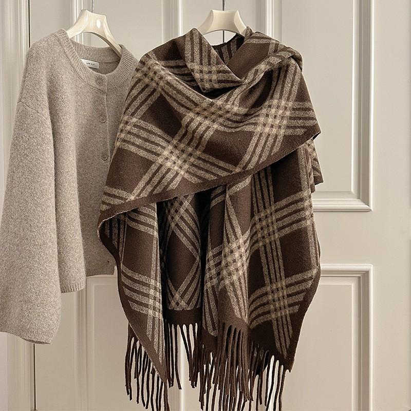Damen Winter Warmer Gestrickter Schal Mit Fransen Schlitzdesign Dicker Umhang-Stil Wickel Reisefotografie