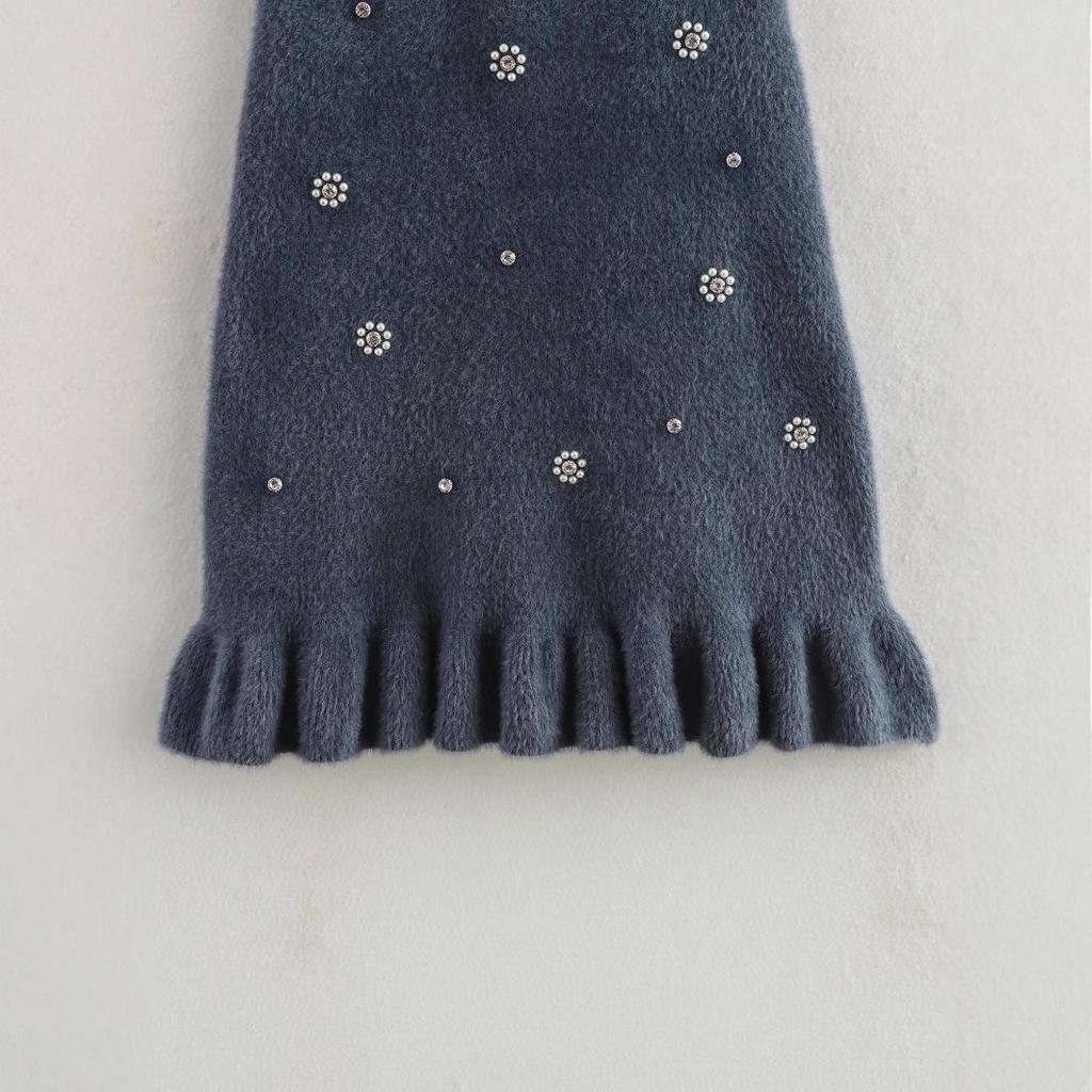 2024 Autumn Women's European & American Style Beaded Faux Fur Halter Neck Dress