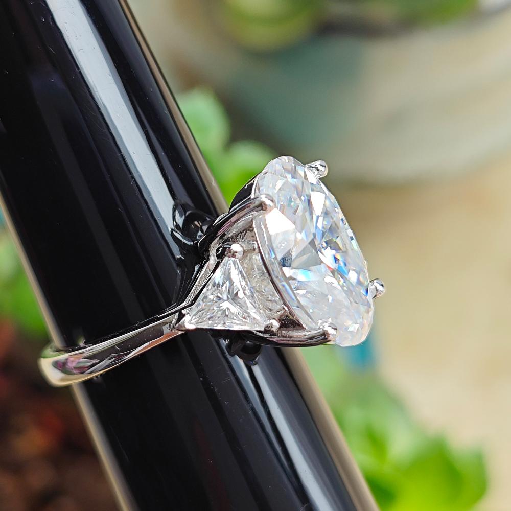 9CTTW Oval Cut Full Moissanite Engagement Ring for Women   Copper3 Stone Triangle Diamond Ring Wedding Bands Jewelry