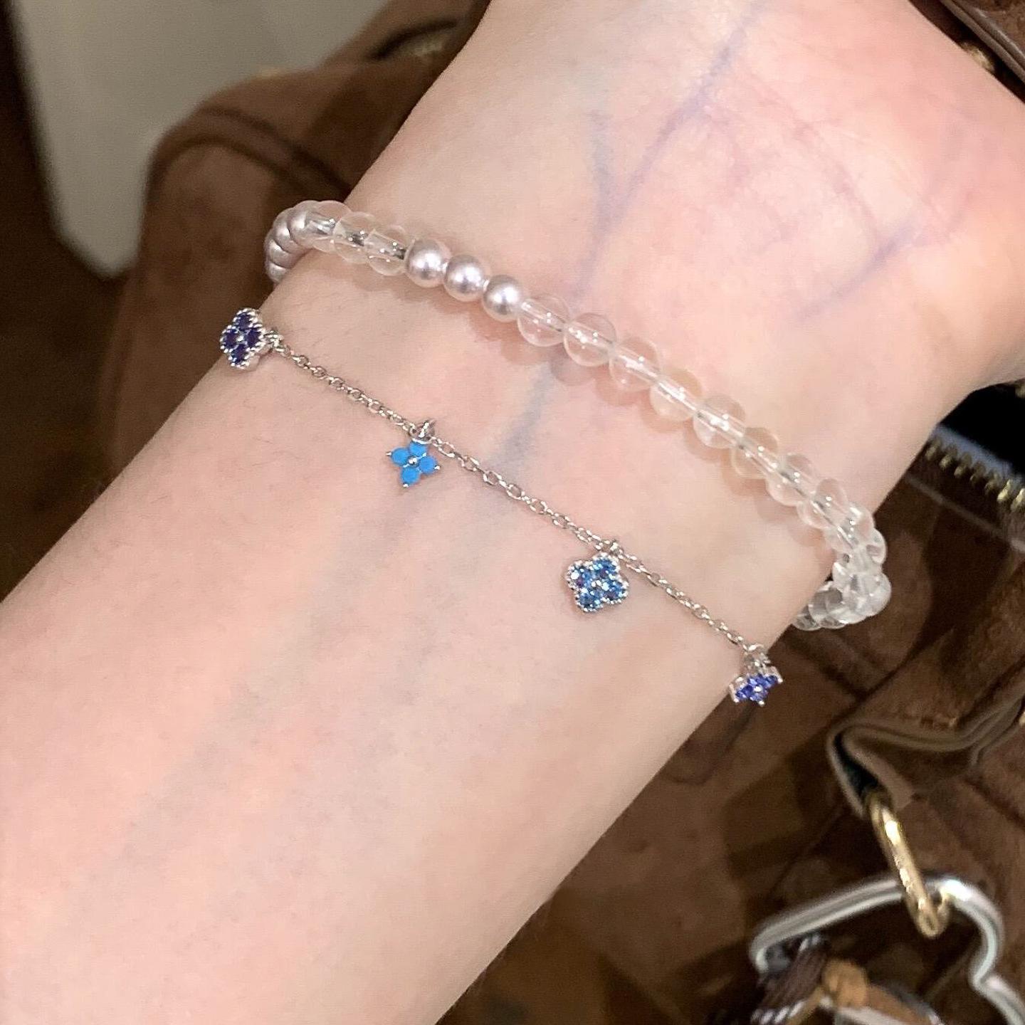 

S925 Sterling Silver Colorful Four-Leaf Clover Necklace - Women s Light Luxury Fashion, Stylish Clavicle Chain, Versatile and Modern Design. 925 Silver