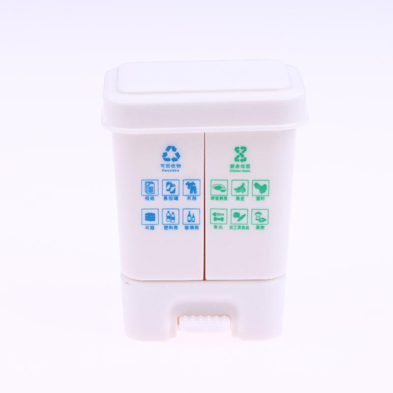 1Pcs Mini Kitchenware Model Doll House Trash Can Classification Shooting Scene Props For Toys