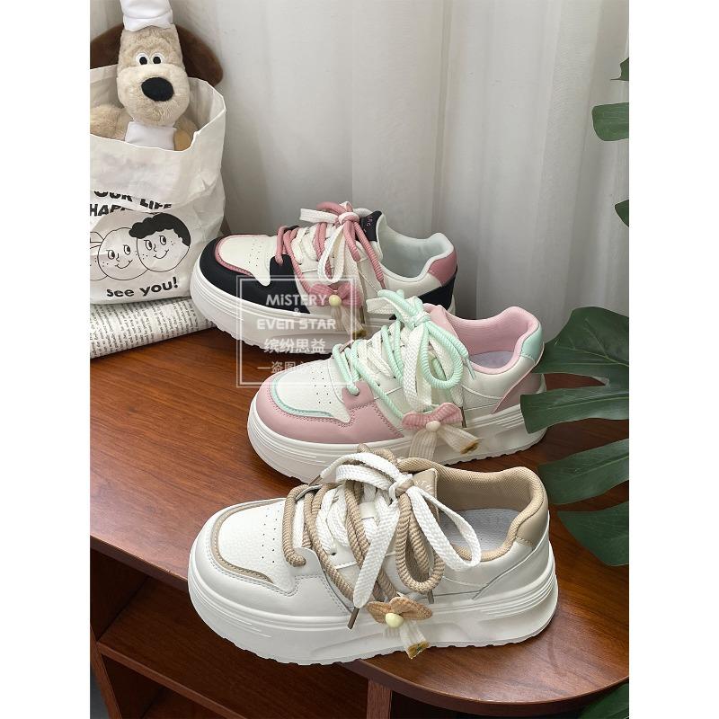 New products are on sale in autumn, new thick-soled little white shoes, female students' versatile casual board shoes 2839