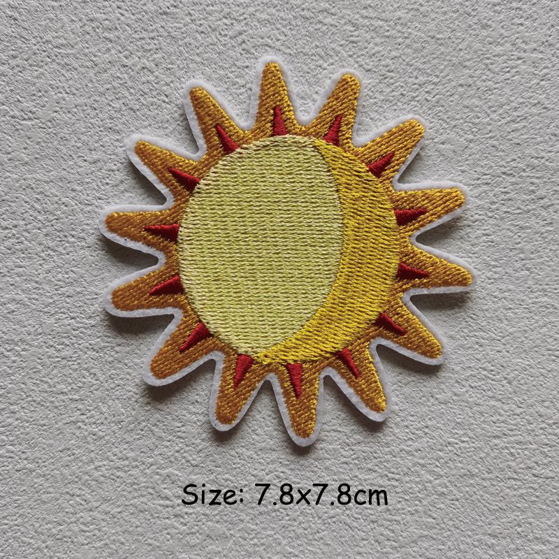 Alien Planet Rocket Patch Iron On Embroidered Sew On Sun Astronaut Jet Aircraft Meteorite Patch Fabric New Heat Transfer Garment Accessory DIY