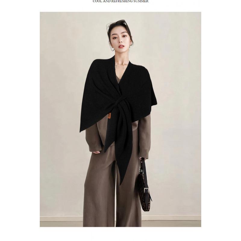 2025 Premium Kaschmir Dreieckstuch Cape für Damen - Weich, Kuschelig, Einfarbiges Nackenwärmer Umhang