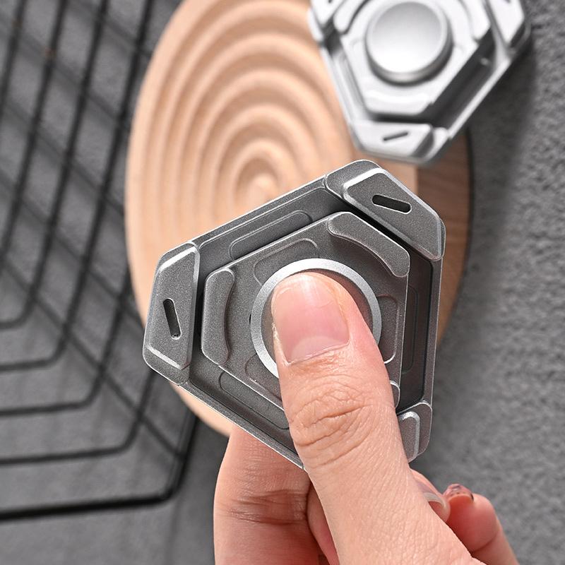 Zinc Alloy Fidget Spinner Magnetic Push Card Metal EDC Stress Relief Toy Spinning Top Tips Gyroscope Relieve Anti-Stress