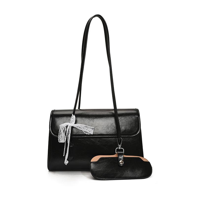 Simple and versatile bag women's large capacity 2025 new summer shoulder armpit bag casual texture commuter tote bag