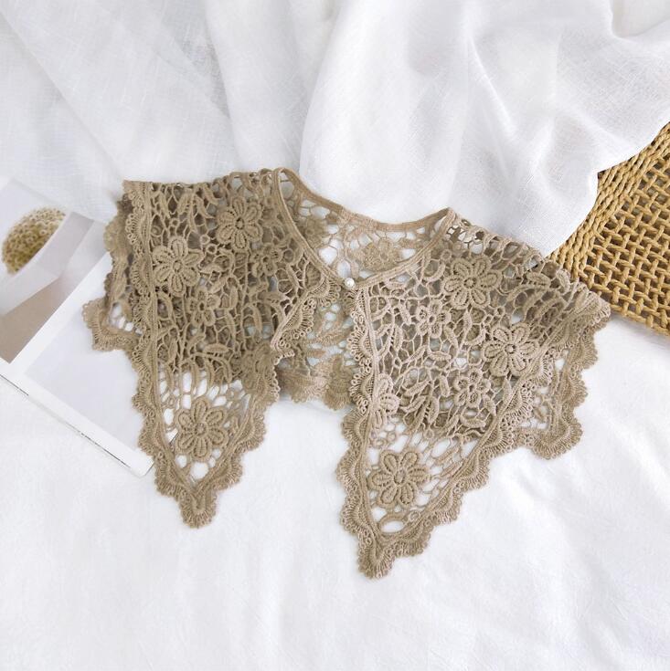 Vintage Shawl O-Neck Doll Fake Collar Shirt Women Hollow Crochet Lace False Collar Detachable Woman Half Shirt Faux  Col