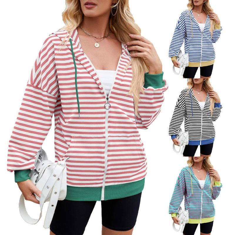 

Женский новый осенне-зимний свободный повседневный хит цветной полосатый свитер с капюшоном для женщин S