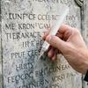 Touch Up Pen for Tombstone Restoration Precision Tip Monument Restoration Marker Waterproof Weather-Resistant Stone Pen Fast-Drying for Stone Memorial