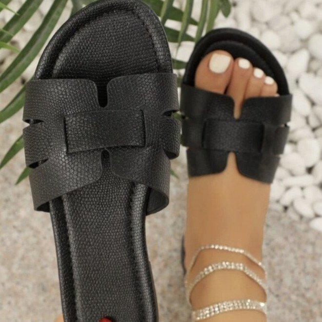 Large size flat-bottomed cool slippers 2025 new casual outer wear simple and fashionable square head beach soft-bottomed cool slippers