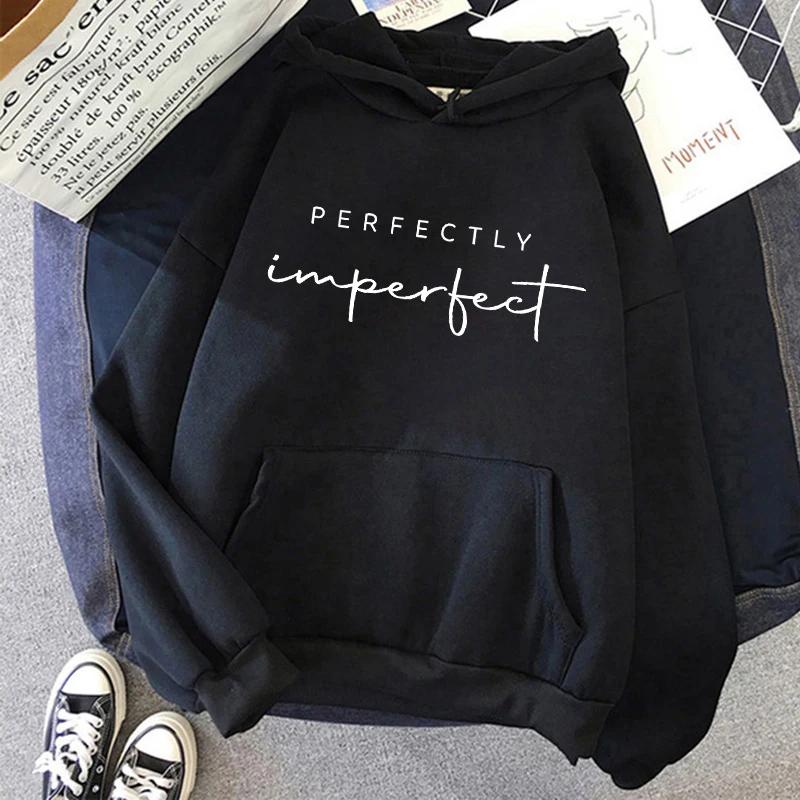 Graphic Print Long Sleeve Kangaroo Pocket Hoodies Women's Casual Y2k Sweatshirts with "Perfectly Imperfect" Lettering Clothes