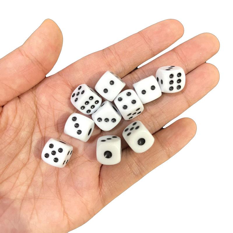 100 Piece 10Mm Acrylic Square Point Dice Puzzle Gaming 6 Sided Dice Diy Game Accessory Decider Birthday Parties Blackwhite Cube