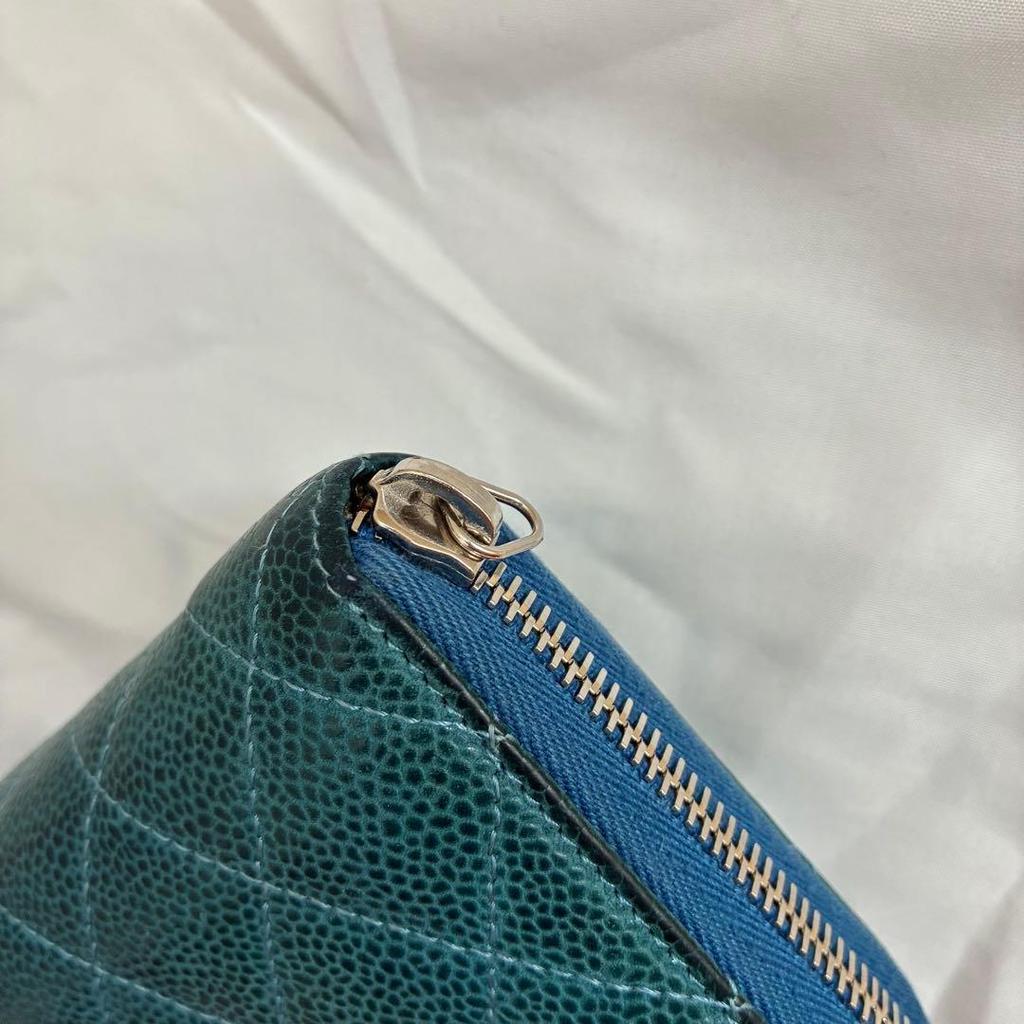 Used CHANEL long wallet, round zipper, used
