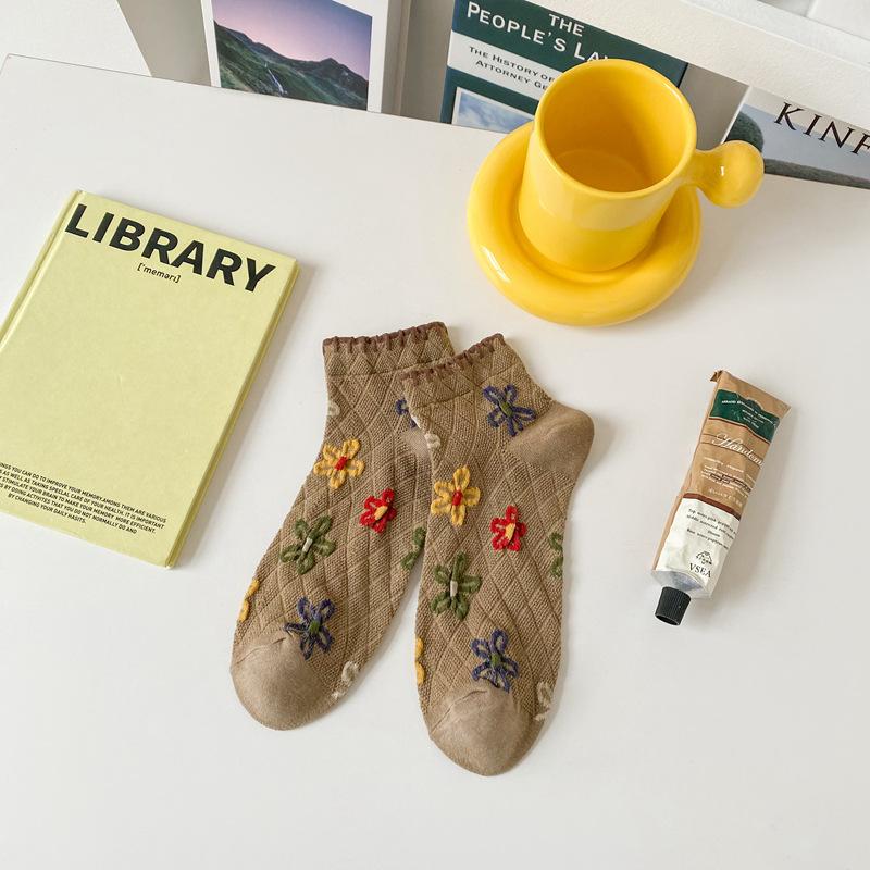 Retro Boat Socks Women S Spring And Summer Thin Shallow Mouth Socks Retro Flower Mori Literary Women S Boat Socks One size fits all
