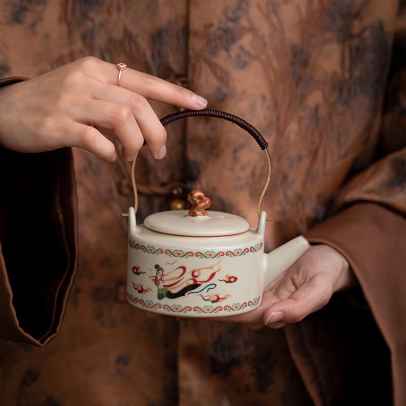 Susu Ceramics Dunhuang Gongfu Tea Set