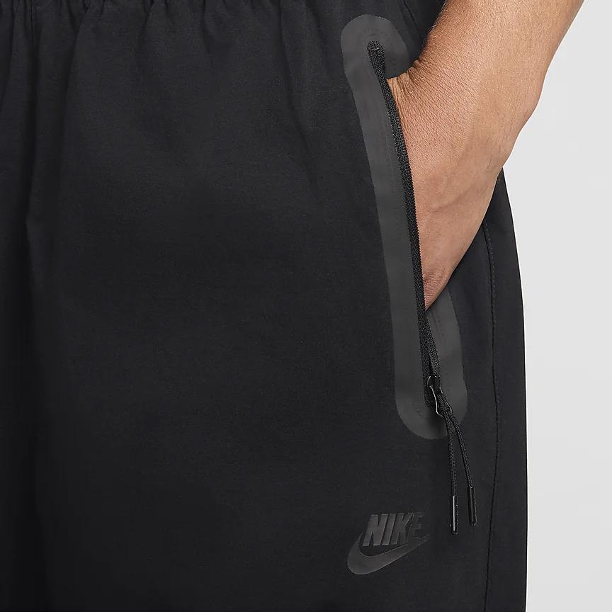 Nike Technické tkané kalhoty s rovnými nohavicemi, jednoduché jednobarevné, ležérní pánské spodky, černé HM7159010