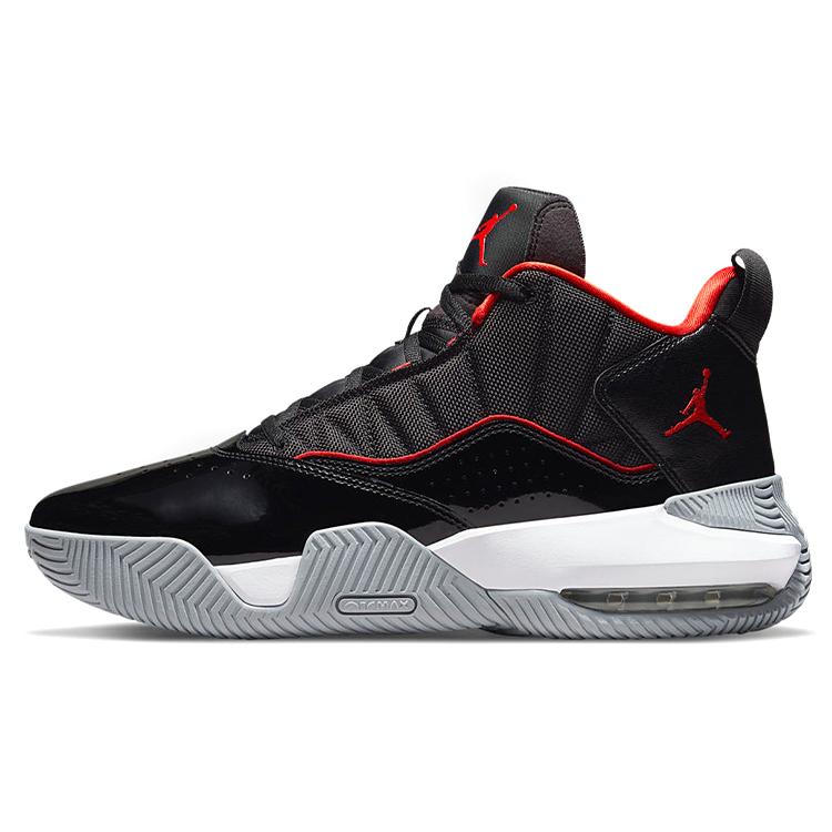 

New JORDAN Stay Loyal Patent Bred DB2884-001 42