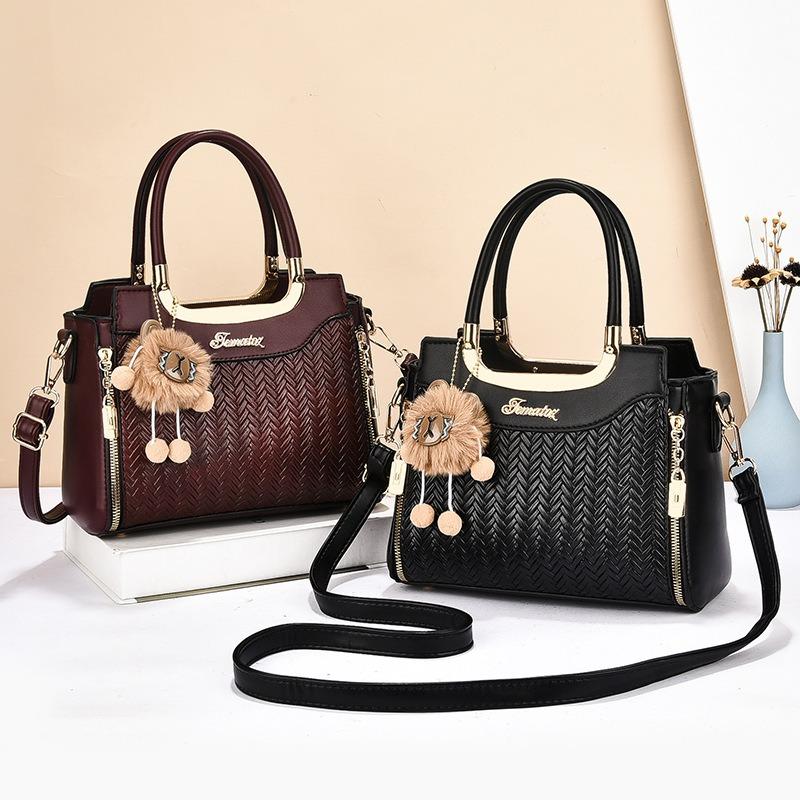 New High-end Large-capacity Light Luxury Handbag Woven Shoulder Bag Messenger Bag Women's Middle-aged Mother Bag