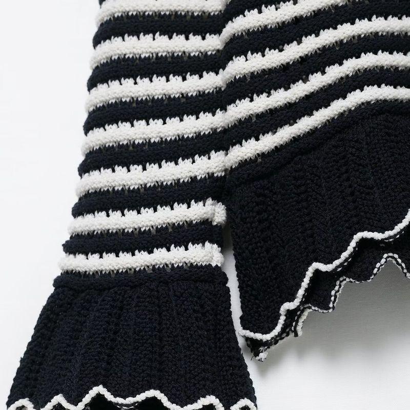 Kaslead New Women clothes Western Style Laminated Decoration Stripe round Neck Knitted Outerwear 4331020 104