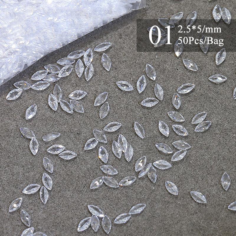50 ks mini kosočtvercové kamínky na nehty s plochým dnem, AB barva, zdobení nehtů, křišťálové drahokamy, oslnivá manikúra, 3D dekorace na nehty