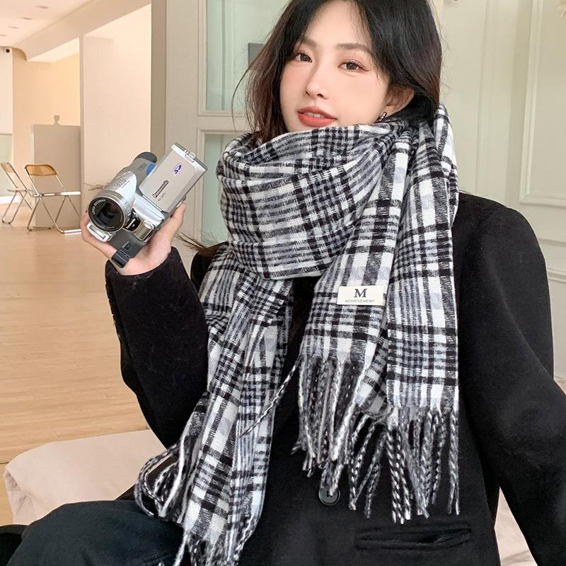 Clearance Plaid Scarf Women's Winter New Korean Version Versatile Student Warm Scarf Elegant Fashion Shawl