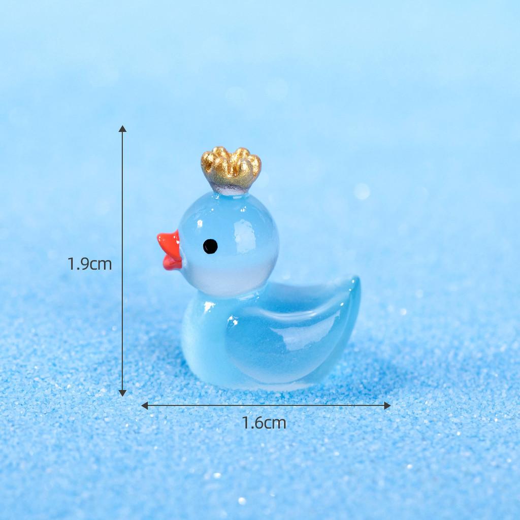 Cute Glowing Crown Miniature Yellow Duck Resin Figurine For Moss Terrariums
