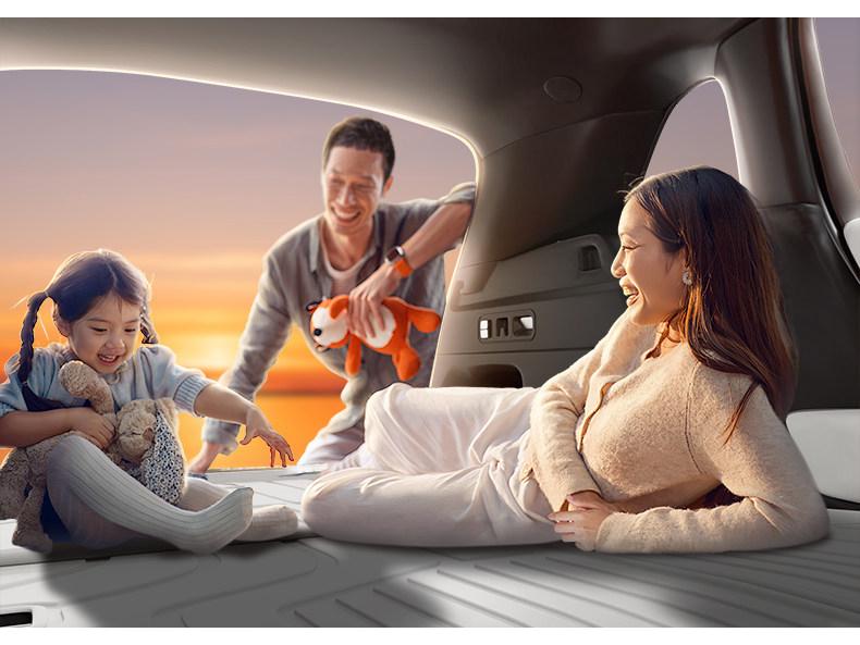 Lynk & Co 08 EMP Trunk Mat TPE26: Car Interior Decorative Foot Mat