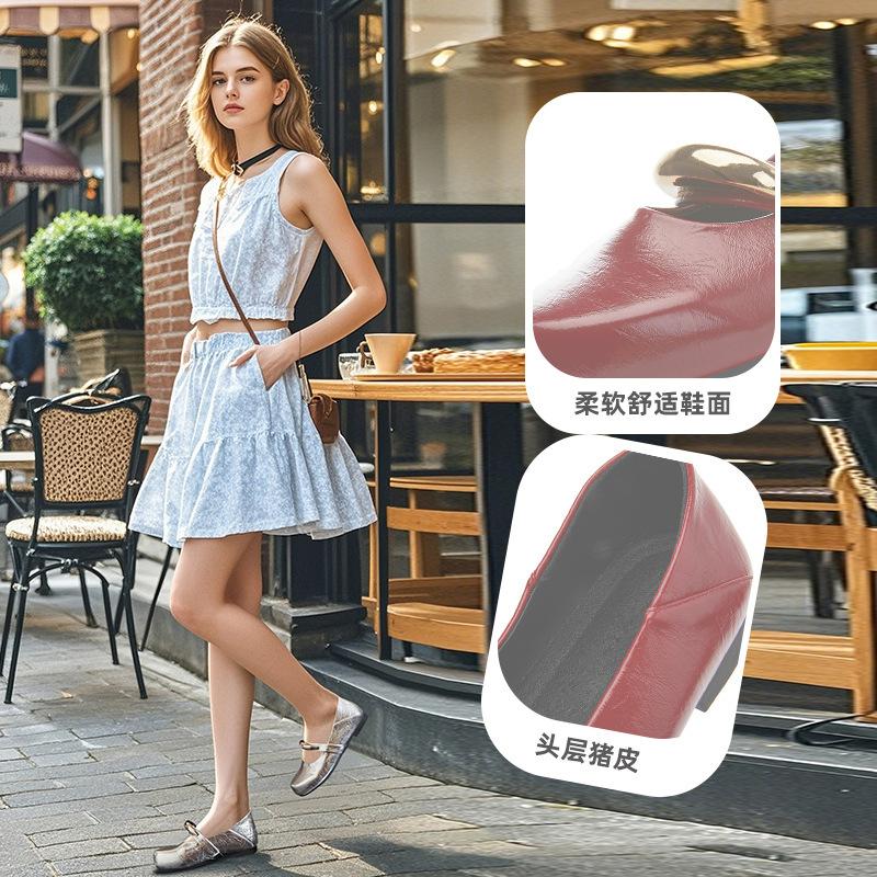 Leather Mary Jane shoes small leather shoes 2025 autumn new metal strap flat single shoes not tired feet casual women's shoes