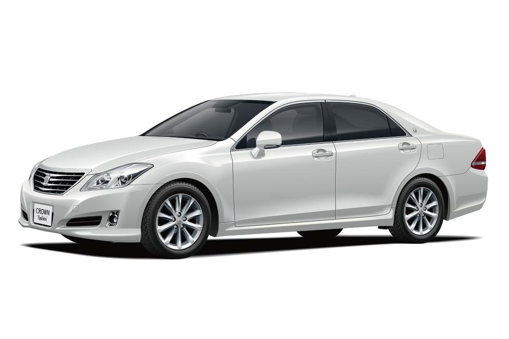 Aoshima Bunka Kyozai The Model Car 142 Scale Toyota GRS202 Crown Royal Saloon Plastic Model (AOSHIMA) No. 1/24 '08/'10