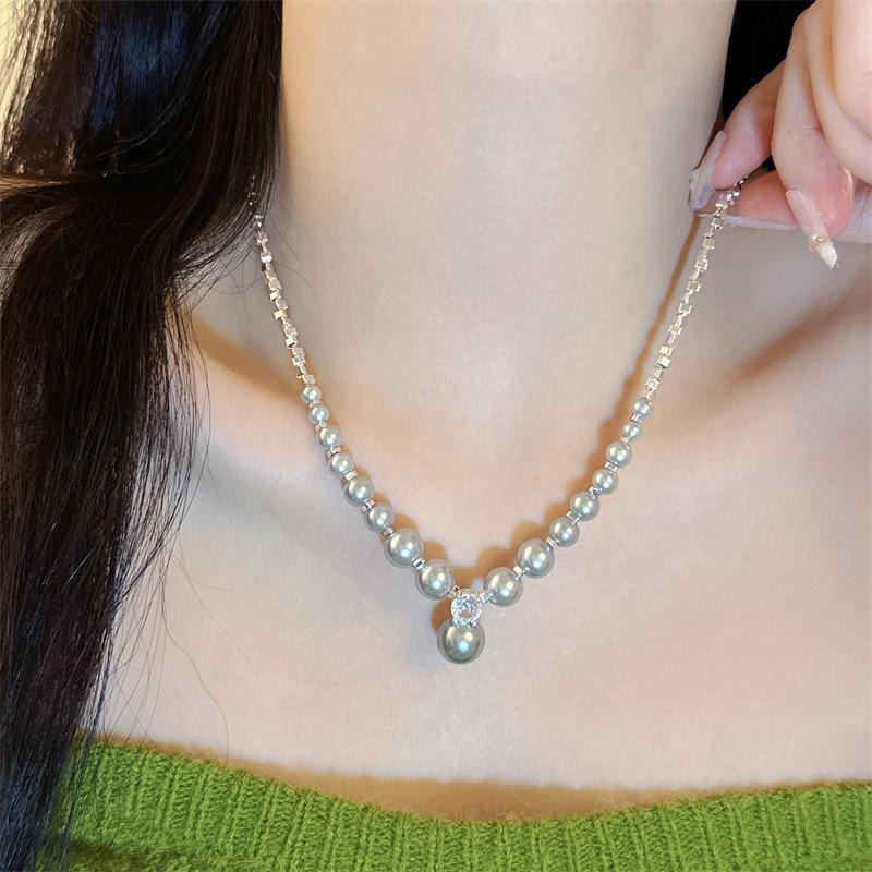 Luxury and Minimalist Design, Strong Light Pearl and Silver Chain Necklace. High-end, Gradient Square Pearl Necklace.