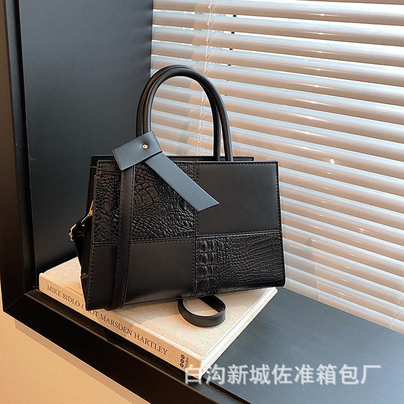 Crossbody Bag Women's Versatile New Small Square Bag Women's Handbag Large-capacity Shoulder Bag Trend