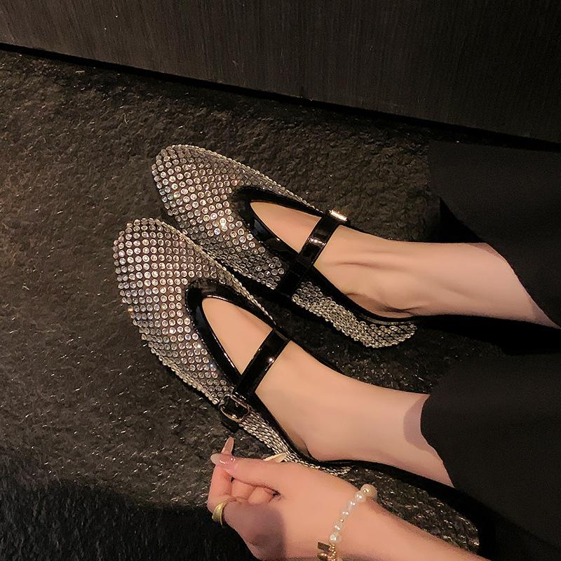 

[sheii Су Иинь] Туфли-лодочки Мэри Джейн с пряжкой-стразом «одно слово» с мелким вырезом, летняя дышащая сетчатая женская обувь 40