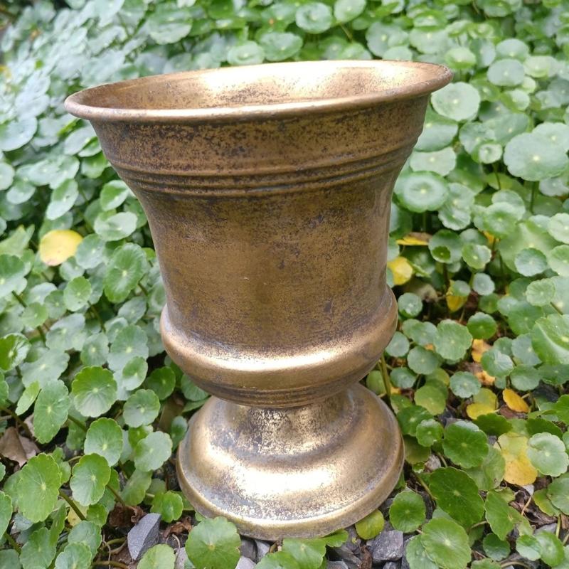 Französischer Landhausstil Pflanzgefäße Dekorative Behälter Ideal für Trockenblumen Kunstpflanzen Bauernhaus Innen Außen Landschaft