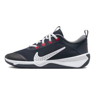 Omni Multi-Court GS Dark Obsidian Weiß Kinder Sneakers Blau Rauch-Grau Hell-Karminrot DM9027-402