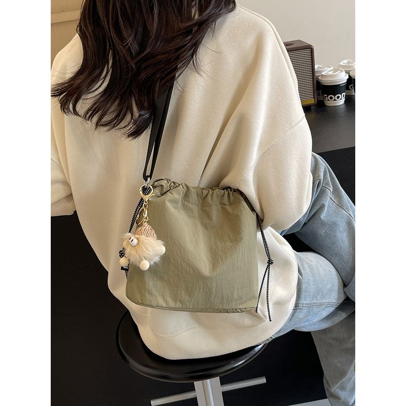

Bag Female Super Popular Fall and Winter Student Class Nylon Cloth Creamy-white without pendant