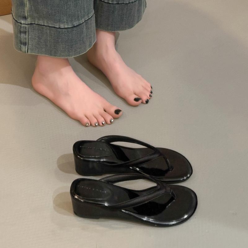 Flip-flops Women's Spring Retro Shoes Fashionable Wedge Heels Flip-flops