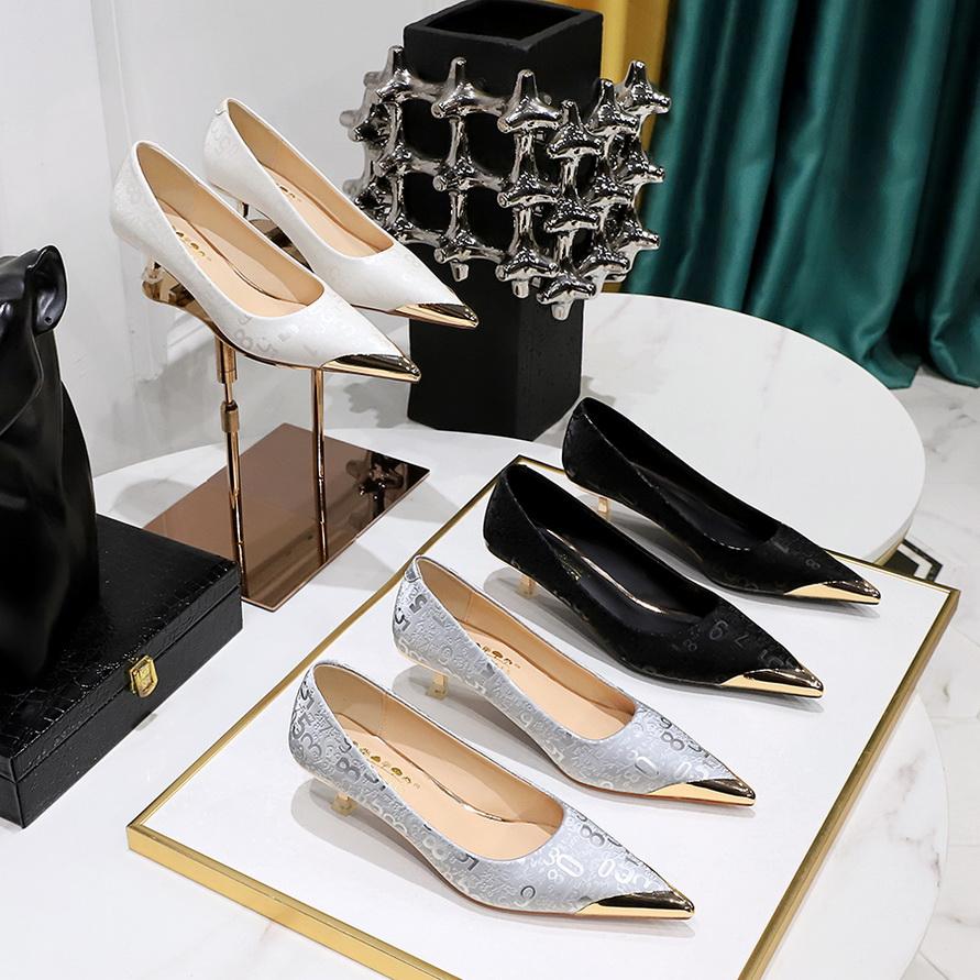 Mid Heel Shallow Mouth Metal Pointed Graffiti Pattern for Slimming Women's Shoes, Spring and Autumn Single Shoes